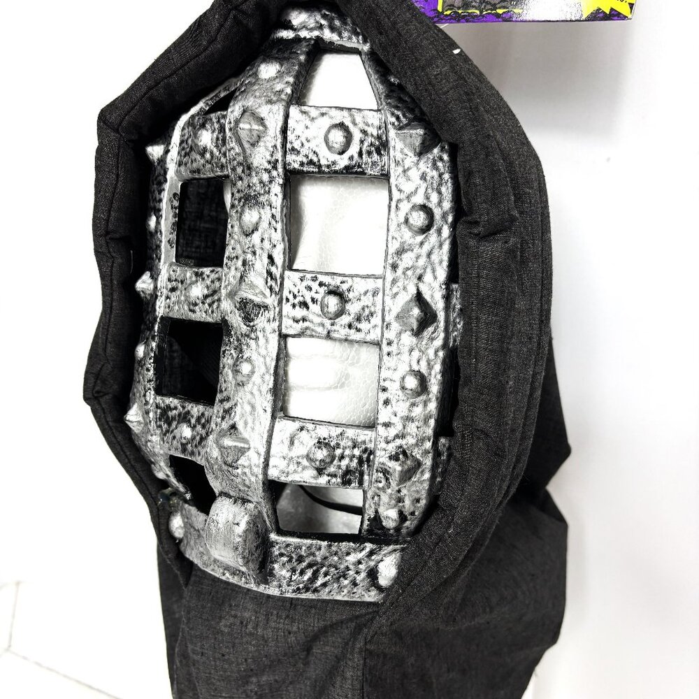 Medieval Grid Iron Faux Metal Cage Mask Fun World Vintage NOS NWT